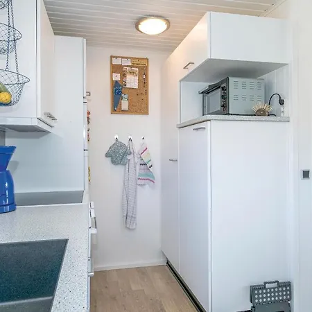 Two-bedroom In * לוקן